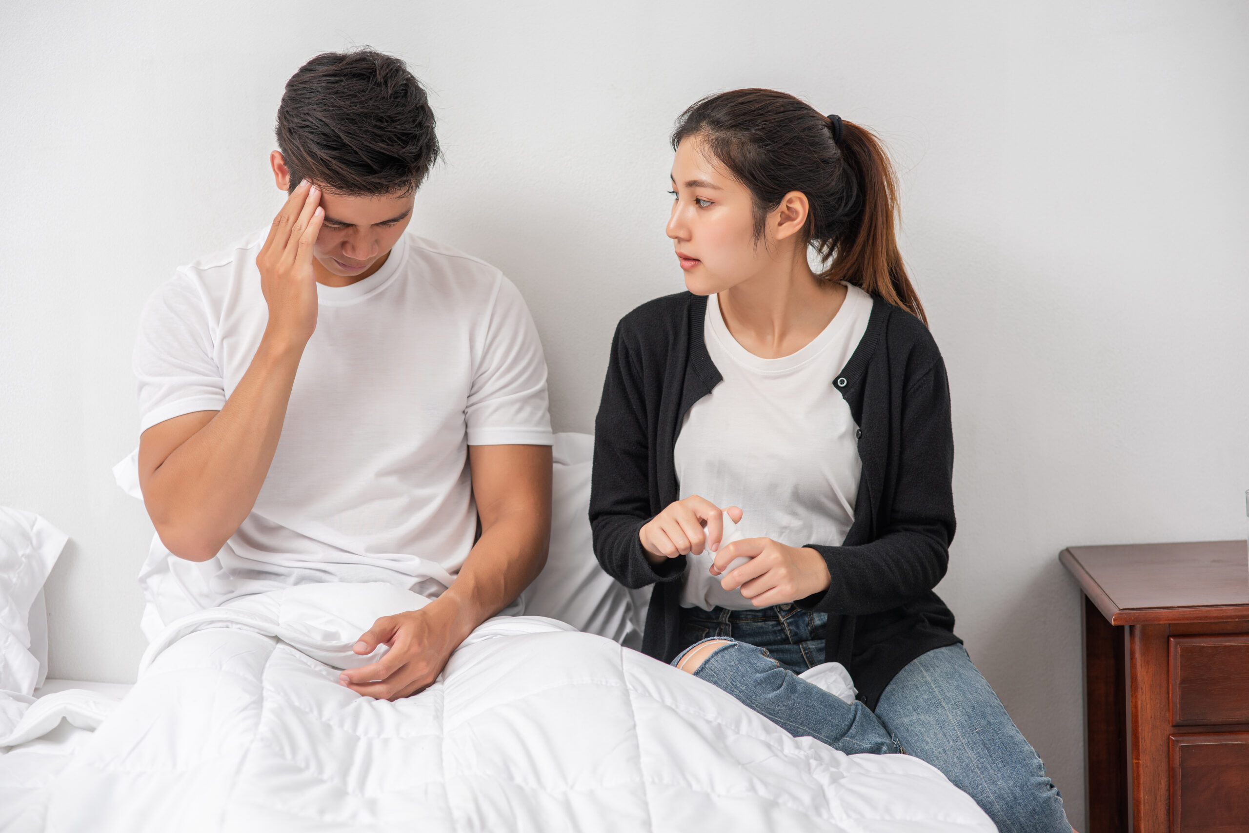 Infertility Symptoms Guide: Early Signs & What to Do